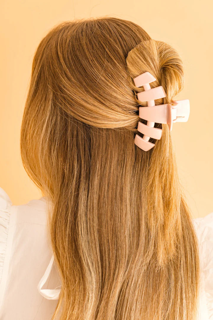 Classic Pearly Pink Large Claw Hair Clip